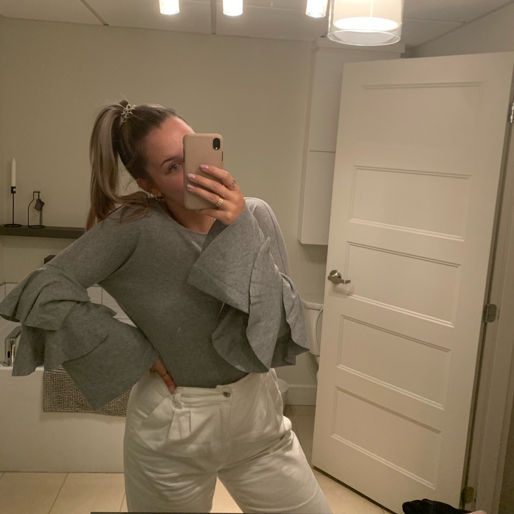 Ruffles sweaters